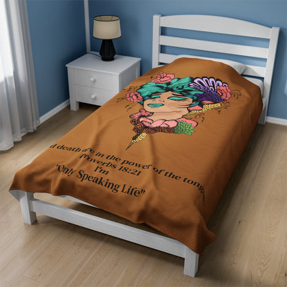 Inspirational Velveteen Plush Blanket with Proverbs Quote - Cozy Home Décor for Comfort & Reflection